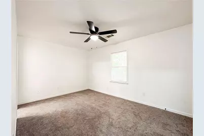 639 Hunting Creek Lane SE, Conyers, GA 30013 - Photo 11