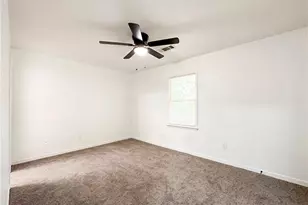 639 Hunting Creek Ln SE, Conyers, GA 30013 - Photo 11