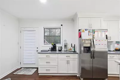 482 Camden Circle, Lawrenceville, GA 30046 - Photo 13