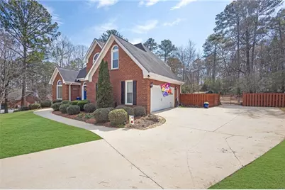 2609 Fireside Trail SW, Conyers, GA 30094 - Photo 3