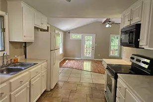 1795 Falcon Creek Trail, Cumming, GA 30041 - Photo 9