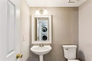 52 Bridle Ln, Marietta, GA 30068 - Photo 17