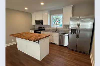 5956 Moon Drive, Lula, GA 30554 - Photo 3