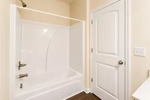 1856 Hanover W Dr, Lawrenceville, GA 30043 - Photo 7