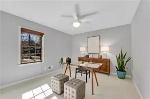 126 E Lake Dr, Roswell, GA 30075 - Photo 23