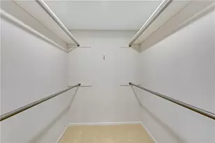 126 E Lake Dr, Roswell, GA 30075 - Photo 21