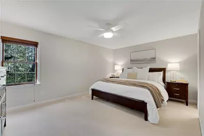 126 E Lake Drive, Roswell, GA 30075 - Photo 19