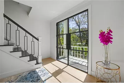 204 Devonwood Drive, Sandy Springs, GA 30328 - Photo 13