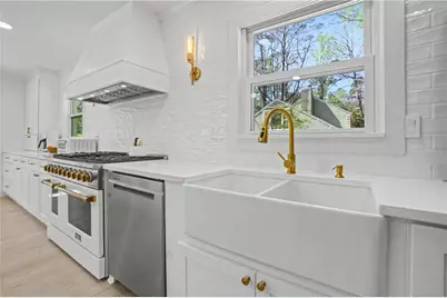 204 Devonwood Drive, Sandy Springs, GA 30328 - Photo 23