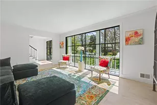 204 Devonwood Dr, Sandy Springs, GA 30328 - Photo 17