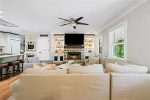 2630 Cove Cir NE, Atlanta, GA 30319 - Photo 5