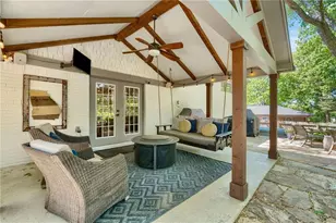 2630 Cove Cir NE, Atlanta, GA 30319 - Photo 39