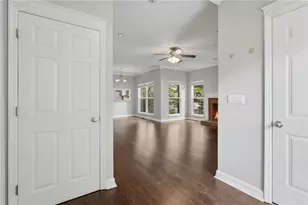 694 Shore View, Lithonia, GA 30058 - Photo 5
