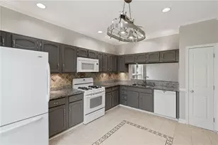 694 Shore View, Lithonia, GA 30058 - Photo 11