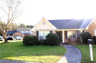 28 Princeton Ave, Adairsville, GA 30103 - Photo 1