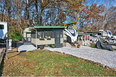 324 Leisure Acres Drive, Cleveland, GA 30528 - Photo 3