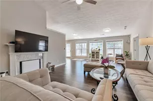 466 Suwanee E Dr, Lawrenceville, GA 30043 - Photo 7