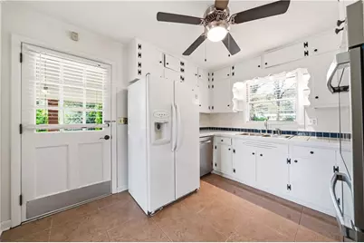 689 Old Canton Road, Marietta, GA 30068 - Photo 13