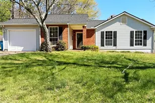2901 Inverloch Cir, Duluth, GA 30096 - Photo 3