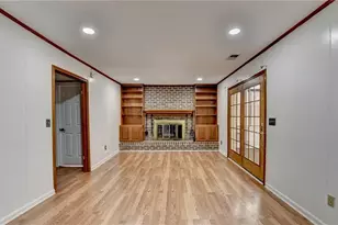 1249 Renee Dr, Lilburn, GA 30047 - Photo 19