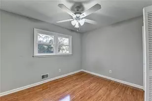 1249 Renee Dr, Lilburn, GA 30047 - Photo 29