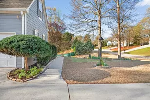 1003 Andover Dr, Hoschton, GA 30548 - Photo 5