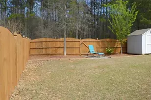 104 Thomaston St, Newnan, GA 30263 - Photo 25