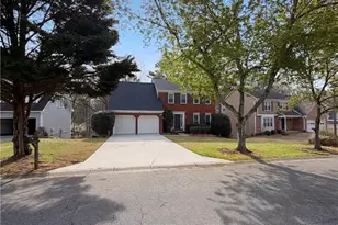 919 Colony Creek Dr, Lawrenceville, GA 30043 - Photo 1