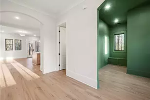 2439 Venture Dr, Gainesville, GA 30506 - Photo 13