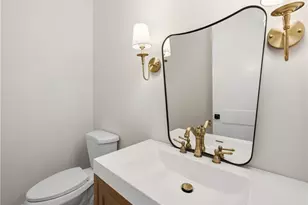 2439 Venture Dr, Gainesville, GA 30506 - Photo 17