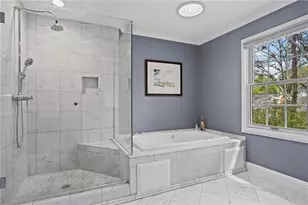 16 Ivy Chase NE, Atlanta, GA 30342 - Photo 23