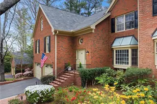 16 Ivy Chase NE, Atlanta, GA 30342 - Photo 43