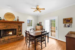 12493 Charlotte Dr, Alpharetta, GA 30004 - Photo 23