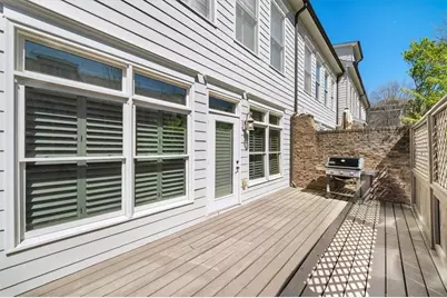 688 Lockton Place, Atlanta, GA 30342 - Photo 19