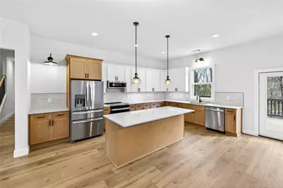 6220 Eagle Court, Gainesville, GA 30506 - Photo 9