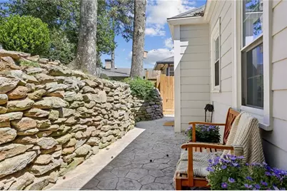 810 Martina Drive NE, Atlanta, GA 30305 - Photo 25