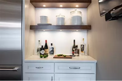 77 Peachtree Place NE #506, Atlanta, GA 30309 - Photo 11