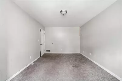 5870 Wellborn Trail, Lithonia, GA 30058 - Photo 17