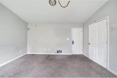 5870 Wellborn Trail, Lithonia, GA 30058 - Photo 9