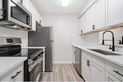 112 Barrington Hills Drive, Atlanta, GA 30350 - Photo 11