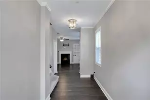 128 Davina Dr, Smyrna, GA 30082 - Photo 3