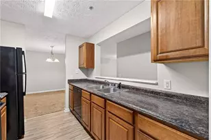 2104 Fairington Club Dr, Lithonia, GA 30038 - Photo 11