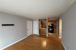 3160 7 Pines Ct, Atlanta, GA 30339 - Photo 3