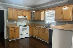 145 Peachtree St, Griffin, GA 30223 - Photo 7