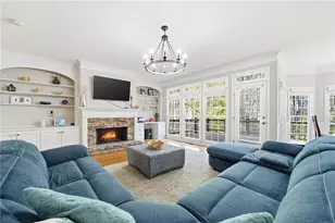 4525 Landover Way, Suwanee, GA 30024 - Photo 13