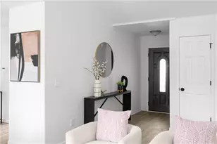 2203 Hidden Creek Dr, Decatur, GA 30035 - Photo 3