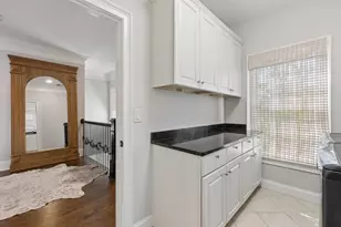 3585 Roxboro Road NE, Atlanta, GA 30326 - Photo 39