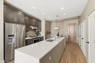 3040 Peachtree Rd NW, Atlanta, GA 30305 - Photo 13