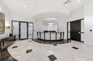 3040 Peachtree Rd NW, Atlanta, GA 30305 - Photo 3