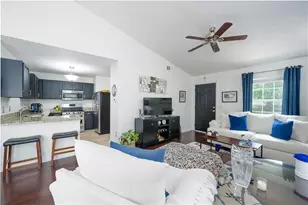 2305 Keenland Ct, Cumming, GA 30040 - Photo 3